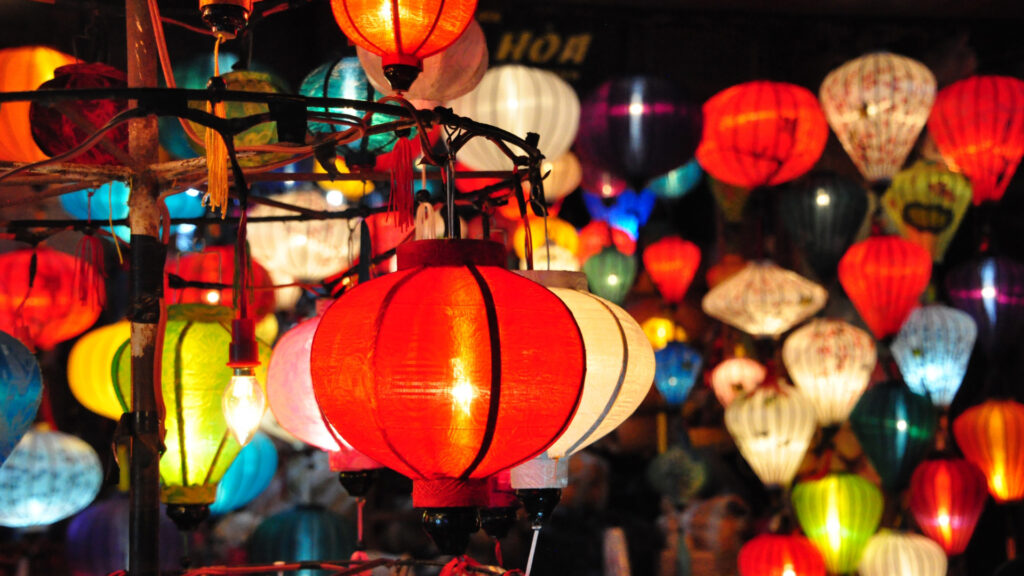 ランタンだらけ