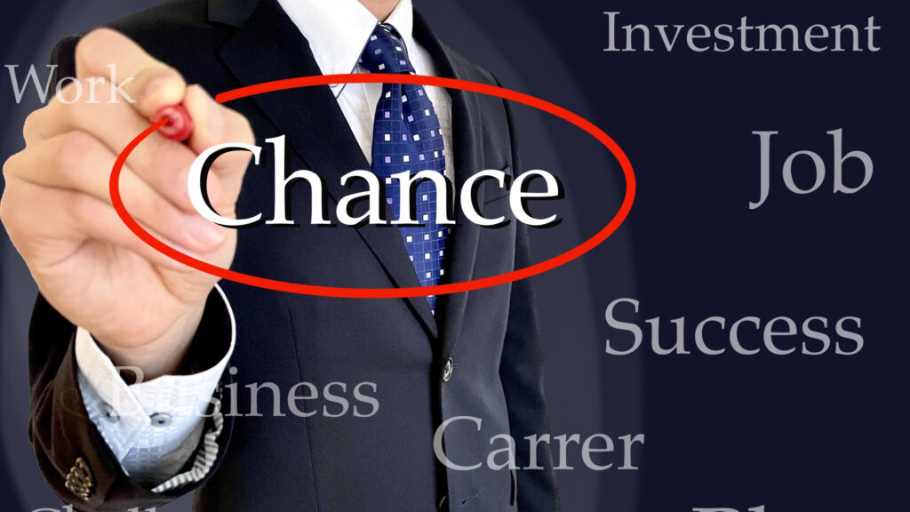 外国人エンジニア採用で失敗する日本企業の共通点と、その回避法 チャンスを感じる男性